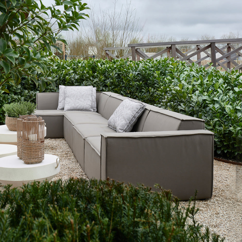 Bellagio Outdoor Lounge Arm Links Oak
